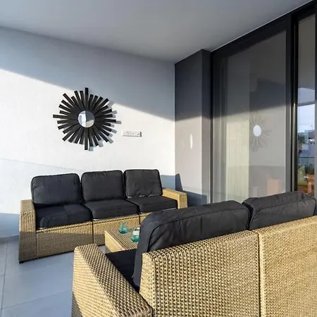 Apartment Beachcomber 2-bedroom In Larnaca